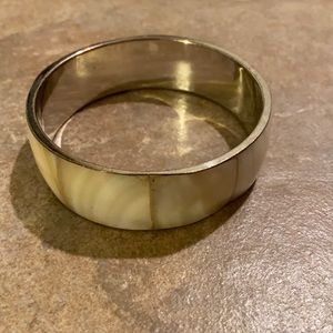 Mother of Pearl Style Bangle